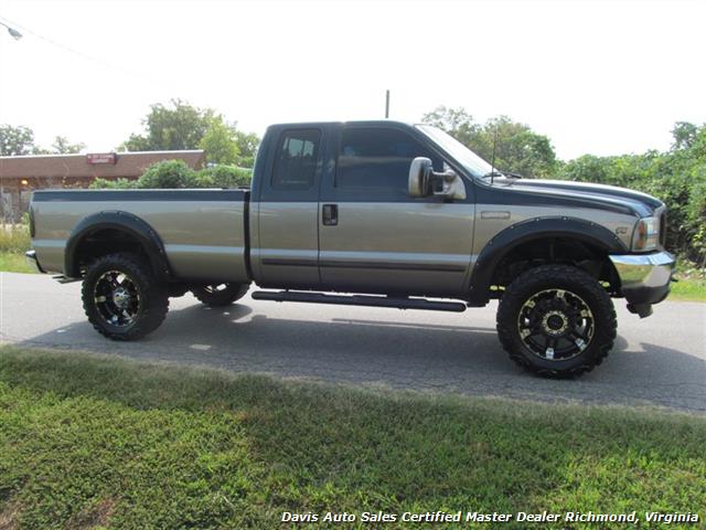 2002 Ford F-250 Super Duty Lariat 4X4 Lifted SuperCab Long Bed