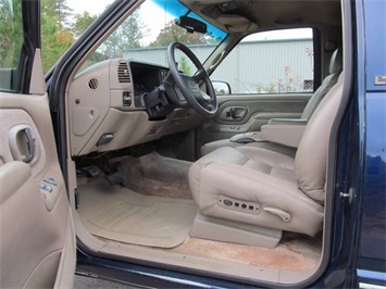 1996 Chevrolet Tahoe LT (SOLD)   - Photo 13 - North Chesterfield, VA 23237