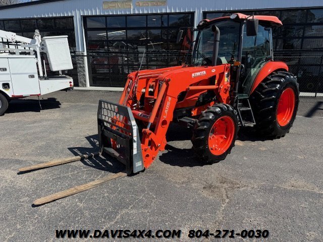 2017 Kubota M7060D 4x4 Tractor/Loader   - Photo 1 - North Chesterfield, VA 23237