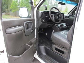 2002 GMC Savana 2500 (SOLD)   - Photo 14 - North Chesterfield, VA 23237