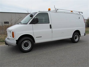 2002 GMC Savana 2500 (SOLD)   - Photo 2 - North Chesterfield, VA 23237