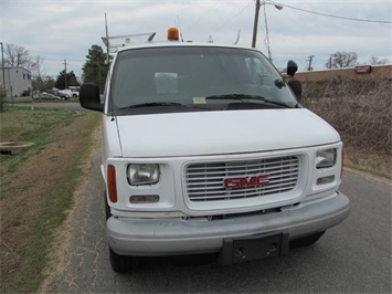 2002 GMC Savana 2500 (SOLD)   - Photo 13 - North Chesterfield, VA 23237