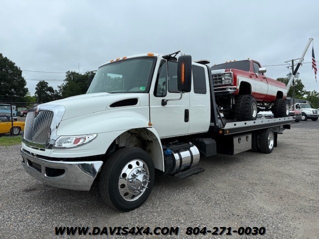 2017 International 4300 Heavy Duty Flatbed Rollback Tow Truck  