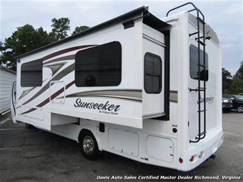 2017 Ford E-450 Super Duty Forest River Sunseeker Motorhome Class C RV   - Photo 6 - North Chesterfield, VA 23237