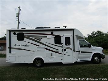 2017 Ford E-450 Super Duty Forest River Sunseeker Motorhome Class C RV   - Photo 24 - North Chesterfield, VA 23237