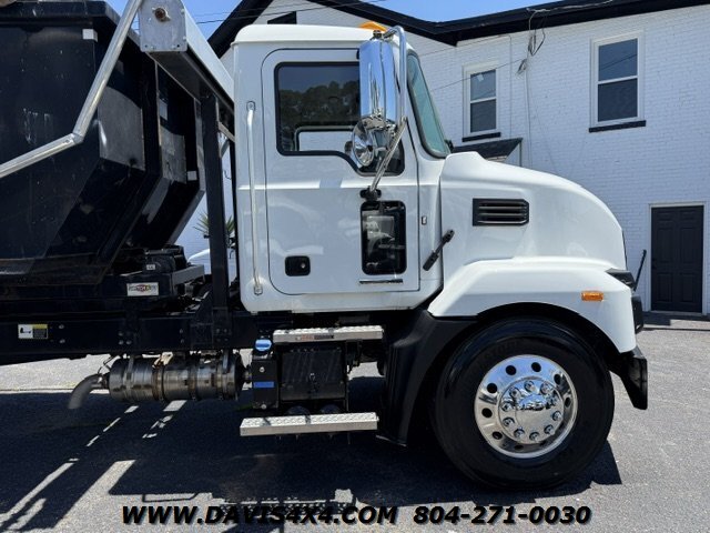 2022 MACK MD Rolloff Dumpster Truck - Photo 21 - North Chesterfield, VA 23237