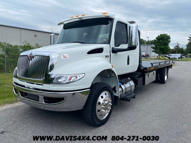 2020 International MV607 Extended Cab Rollback Flatbed Tow Truck   - Photo 21 - North Chesterfield, VA 23237