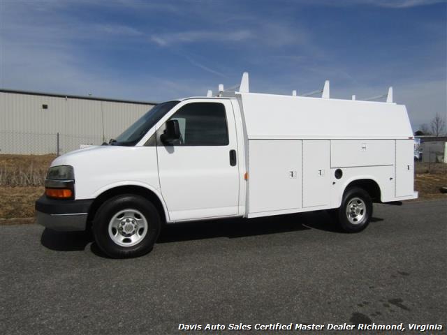 2004 Chevrolet 3500 Express Cargo Utility KUV Knapheide Body