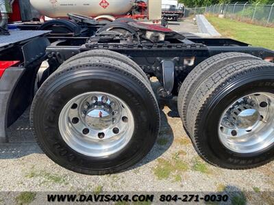 2005 Freightliner Columbia   - Photo 21 - North Chesterfield, VA 23237