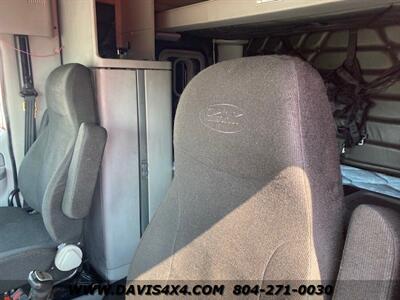 2005 Freightliner Columbia   - Photo 18 - North Chesterfield, VA 23237