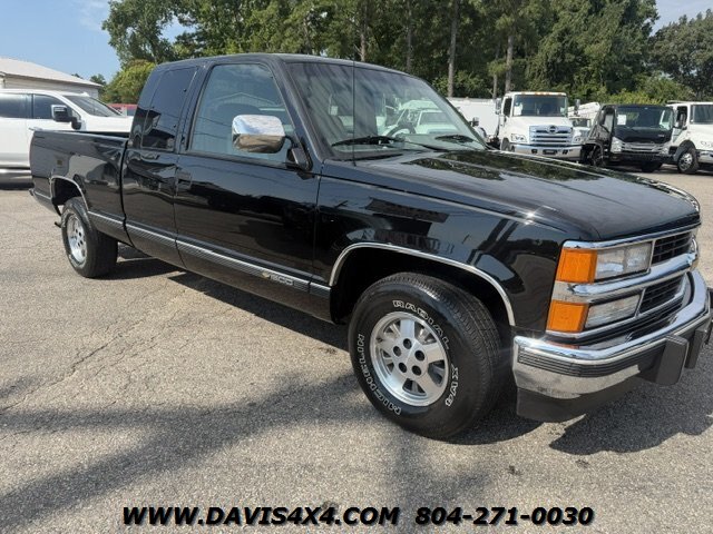 1994 Chevrolet C1500 Silverado   - Photo 1 - North Chesterfield, VA 23237