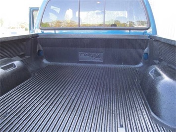 2002 Ford F-350 Super Duty Lariat (SOLD)   - Photo 10 - North Chesterfield, VA 23237