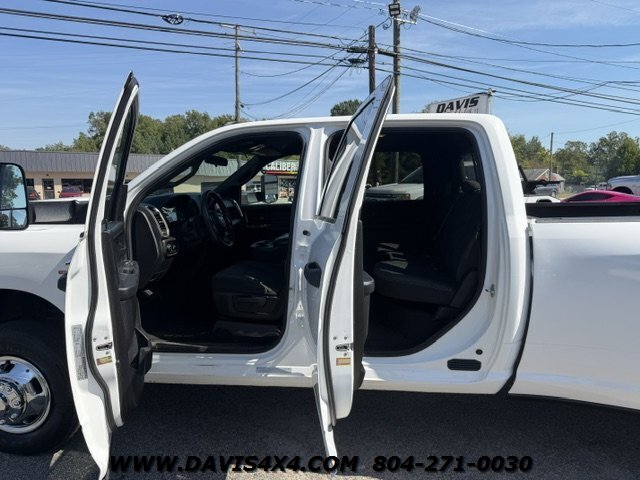 2021 RAM 3500 Tradesman 4x4 - Photo 9 - North Chesterfield, VA 23237