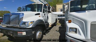 2006 International 7300 4X4 DT466 Pre-emissions Altec Bucket Truck   - Photo 5 - North Chesterfield, VA 23237