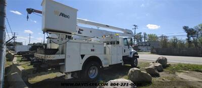 2006 International 7300 4X4 DT466 Pre-emissions Altec Bucket Truck   - Photo 2 - North Chesterfield, VA 23237