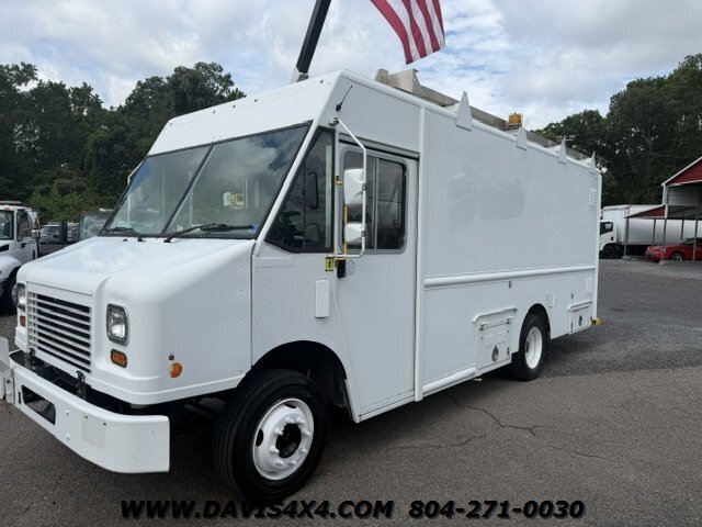 2016 Freightliner MT55 Utilimaster Service Stepvan   - Photo 1 - North Chesterfield, VA 23237