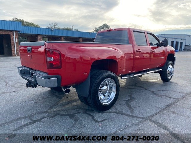 2011 Chevrolet Silverado 3500 HD Crew Cab Dually 4x4 Diesel Lifted Pickup