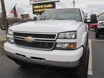 2005 Chevrolet Silverado 2500 LS (SOLD)   - Photo 4 - North Chesterfield, VA 23237