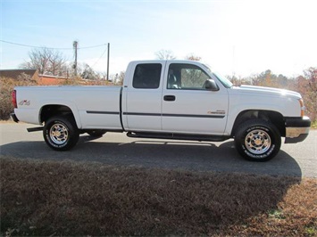 2005 Chevrolet Silverado 2500 LT (SOLD)   - Photo 6 - North Chesterfield, VA 23237