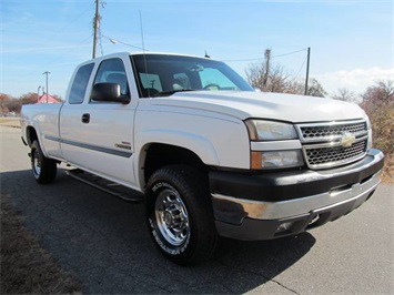 2005 Chevrolet Silverado 2500 LT (SOLD)   - Photo 4 - North Chesterfield, VA 23237