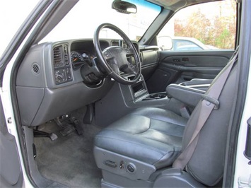 2005 Chevrolet Silverado 2500 LT (SOLD)   - Photo 12 - North Chesterfield, VA 23237