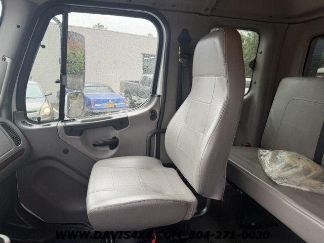 2021 Freightliner M2 106 Rollback/Tow Truck - Photo 11 - North Chesterfield, VA 23237