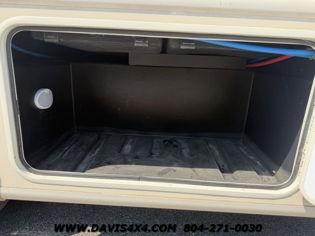 2018 Thor 29 M Hurricane Camper/ RV - Photo 14 - North Chesterfield, VA 23237