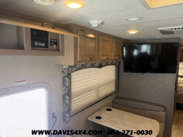 2018 Thor 29 M Hurricane Camper/ RV - Photo 50 - North Chesterfield, VA 23237
