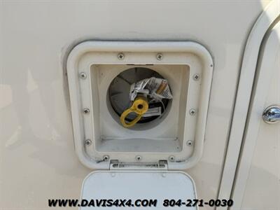 2018 Thor 29 M Hurricane Camper/ RV - Photo 18 - North Chesterfield, VA 23237
