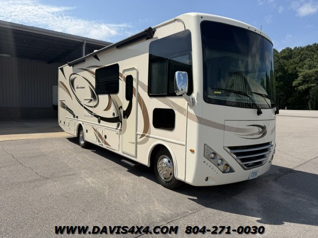 2018 Thor 29 M Hurricane Camper/ RV   - Photo 1 - North Chesterfield, VA 23237