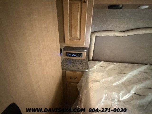 2018 Thor 29 M Hurricane Camper/ RV - Photo 39 - North Chesterfield, VA 23237