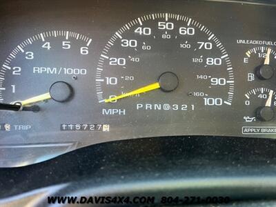 1999 Chevrolet Suburban K2500   - Photo 9 - North Chesterfield, VA 23237