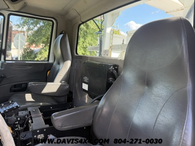 2012 International 4300 Altec Bucket Truck - Photo 9 - North Chesterfield, VA 23237