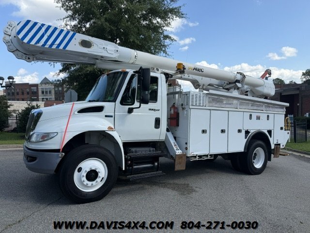 2012 International 4300 Altec Bucket Truck   - Photo 1 - North Chesterfield, VA 23237