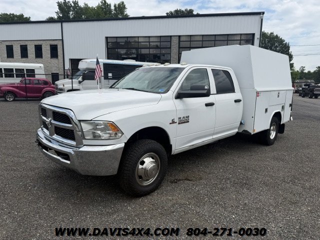 2016 RAM 3500 Laramie Utility 4x4   - Photo 1 - North Chesterfield, VA 23237