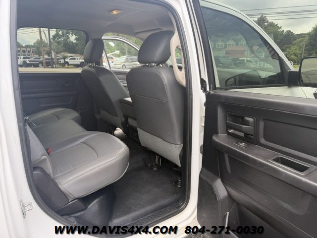 2016 RAM 3500 Laramie Utility 4x4 - Photo 20 - North Chesterfield, VA 23237