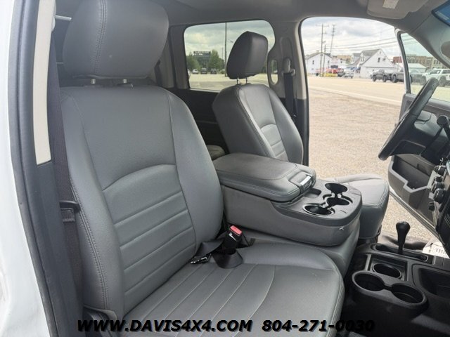 2016 RAM 3500 Laramie Utility 4x4 - Photo 23 - North Chesterfield, VA 23237