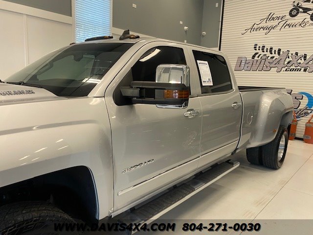 2019 Chevrolet Silverado 3500 LTZ Crew Cab 4x4 Diesel Dually Pickup