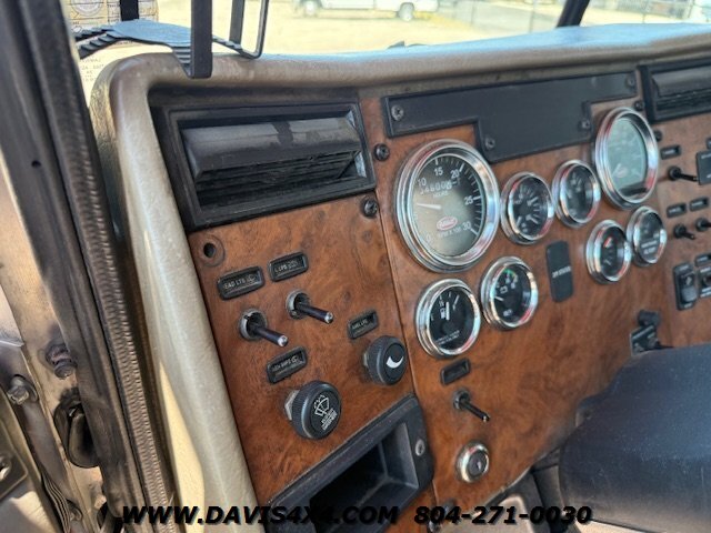 2008 Peterbilt 335   - Photo 39 - North Chesterfield, VA 23237