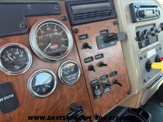 2008 Peterbilt 335   - Photo 38 - North Chesterfield, VA 23237