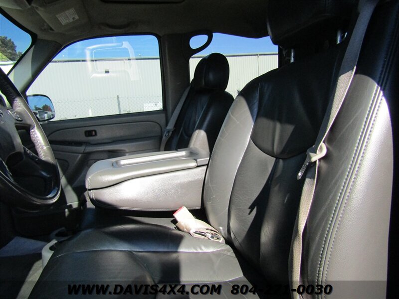 2005 Chevrolet Avalanche 1500 Crew Cab SUV/Pick Up Lifted 4X4   - Photo 25 - North Chesterfield, VA 23237