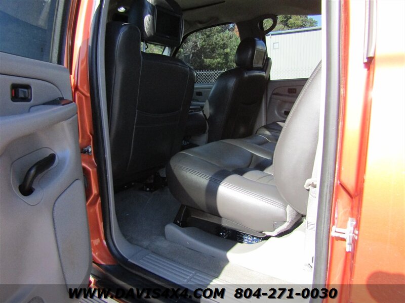 2005 Chevrolet Avalanche 1500 Crew Cab SUV/Pick Up Lifted 4X4   - Photo 16 - North Chesterfield, VA 23237