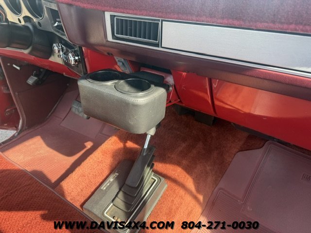 1986 Chevrolet K-10 Squarebody 4x4 - Photo 13 - North Chesterfield, VA 23237