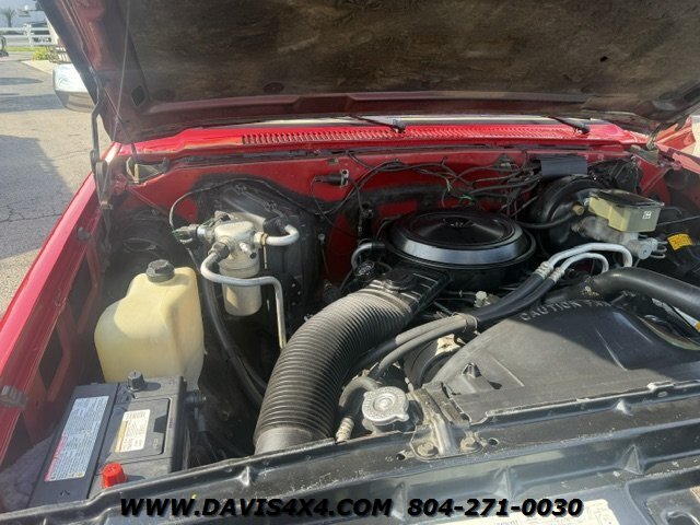1986 Chevrolet K-10 Squarebody 4x4 - Photo 15 - North Chesterfield, VA 23237