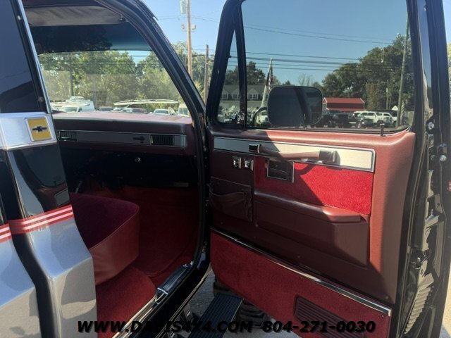 1985 Chevrolet K-10 Squarebody Lifted 4X4 - Photo 15 - North Chesterfield, VA 23237
