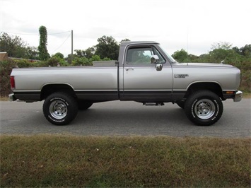 1989 Dodge Power Wagon (SOLD)   - Photo 5 - North Chesterfield, VA 23237