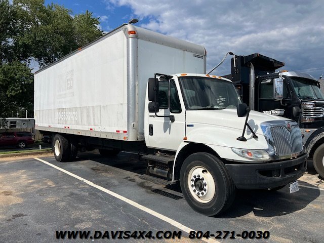 2012 International MV 26 Foot Box Truck - Photo 1 - North Chesterfield, VA 23237