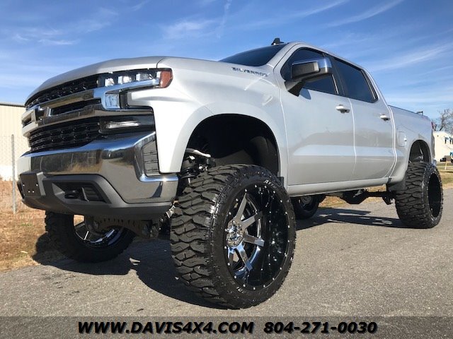 2020 Chevrolet Silverado 1500 Full Size Crew Cab Short Bed LT Lifted Pickup