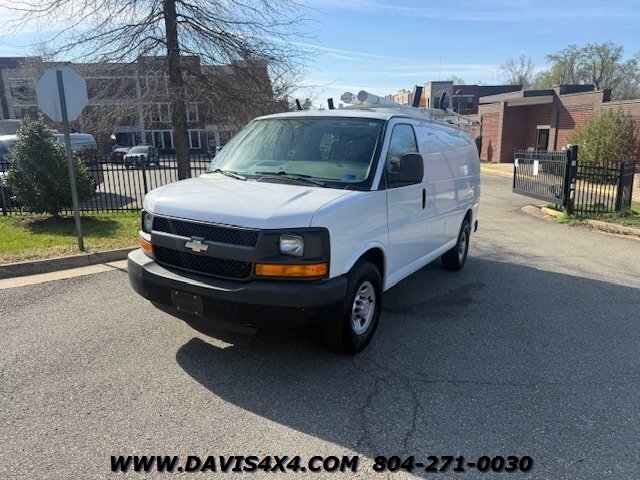 2011 Chevrolet Express 2500 Work/ Commercial Van   - Photo 1 - North Chesterfield, VA 23237