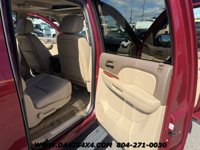 2009 Chevrolet Suburban LTZ - Photo 23 - North Chesterfield, VA 23237